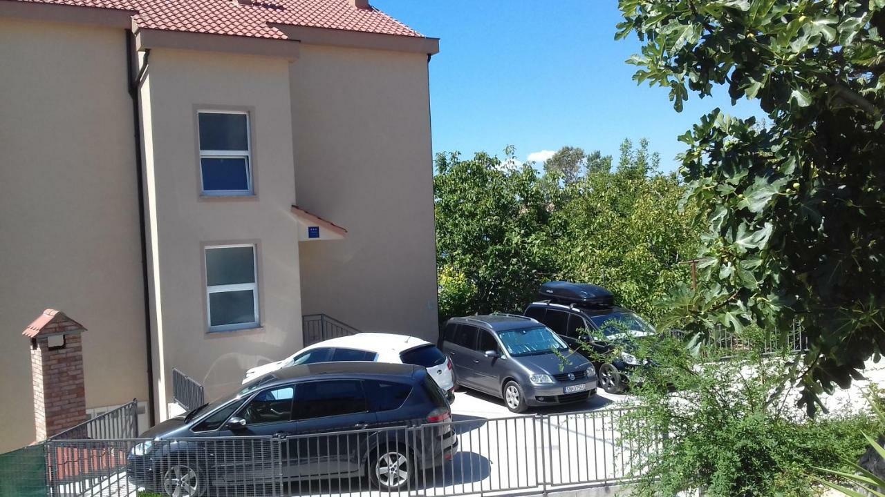 Apartments Cappuccino Podstrana Luaran gambar